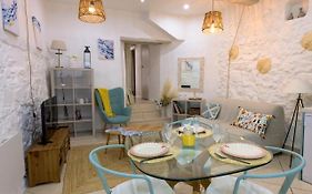 Cosy Flat In The Heart Of Valbonne Village