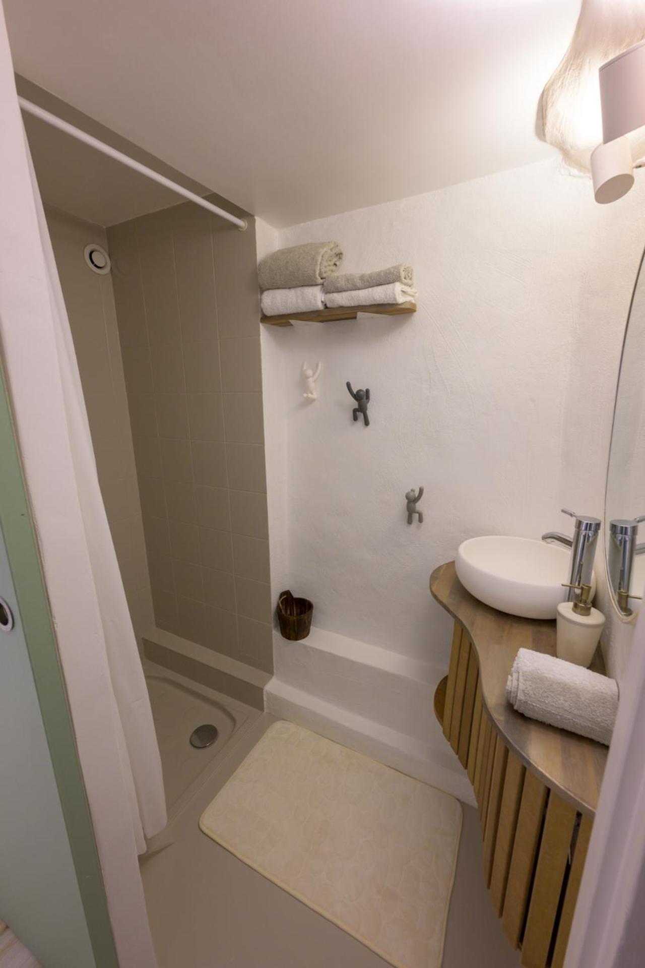 Cosy Flat In The Heart Of Valbonne Village Extérieur photo