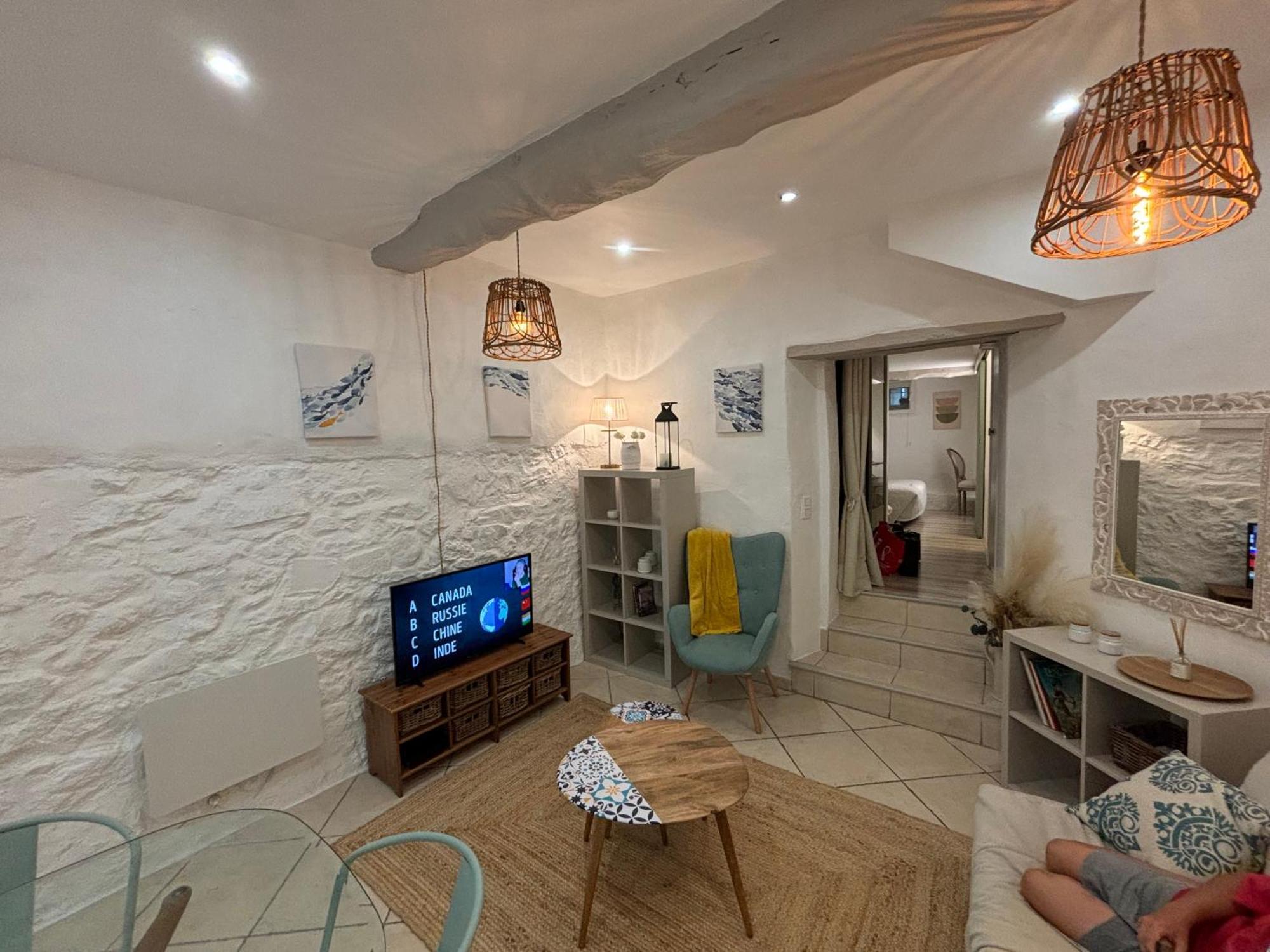 Cosy Flat In The Heart Of Valbonne Village Extérieur photo
